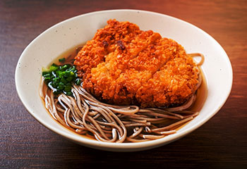 Crispy-Pork-Noodles